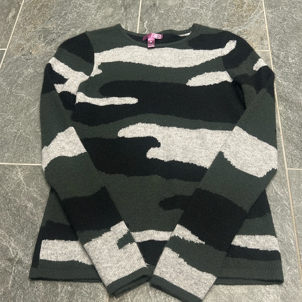 Cashmere!  Girls Bloomingdale’s aqua brand size large 100% cashmere camo sweater